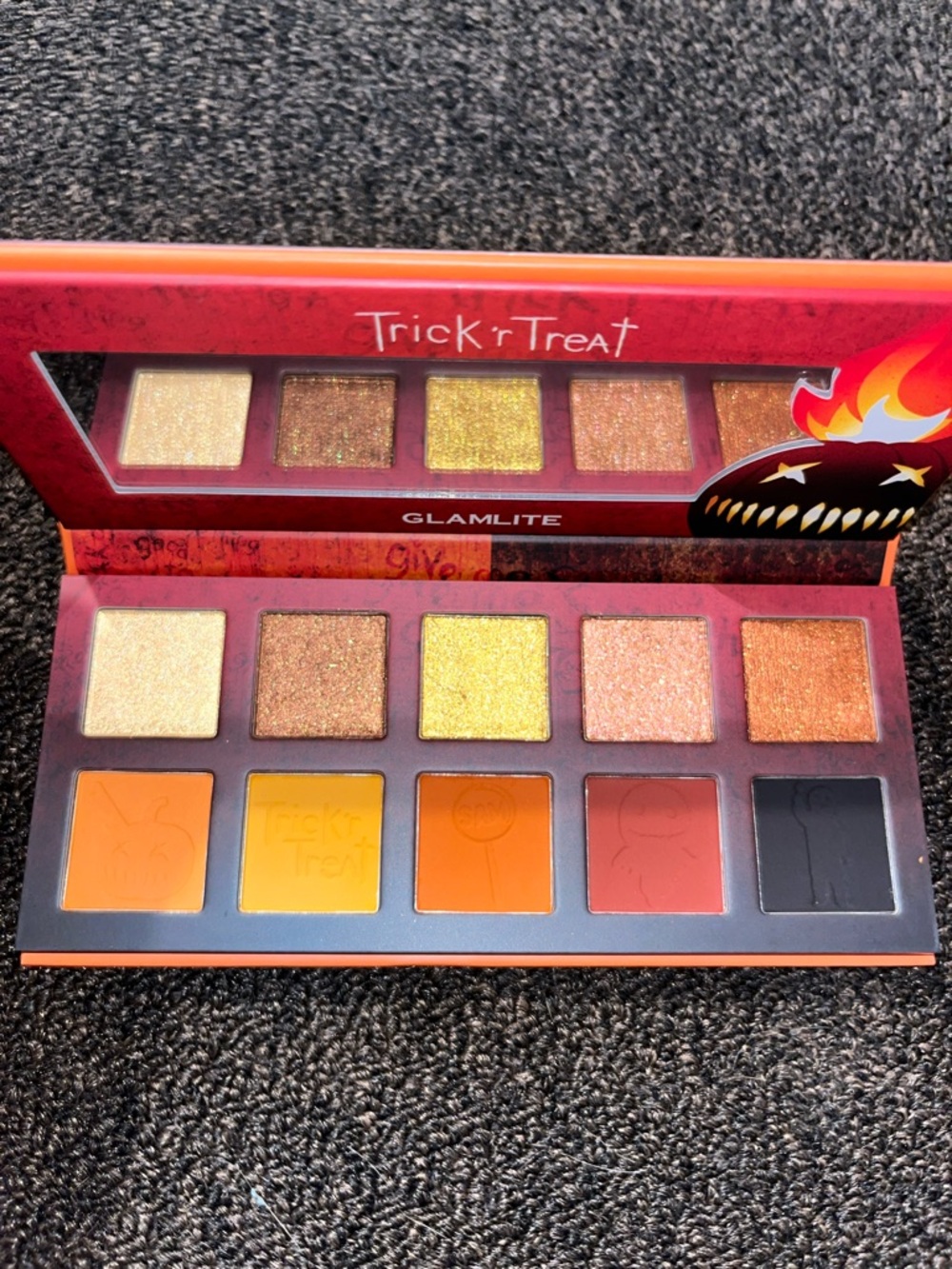 Trick ‘r treat palette